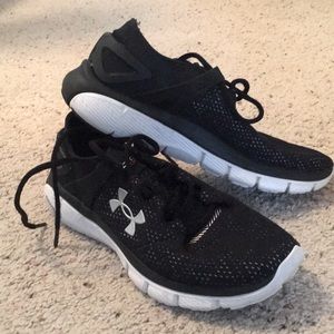 UA Running Shoes - 8.5
